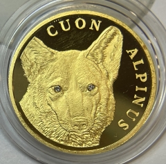 Золотая монета 500 тенге "Красный Волк" Казахстан, 7,78 г., Au 999, 2005 г.